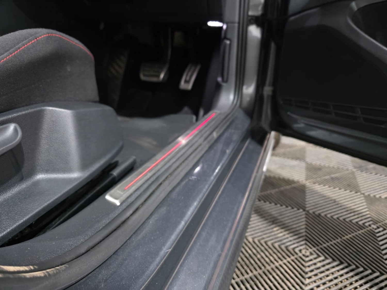 Used Volkswagen Golf 2019 for sale - 77258960: Photo 42