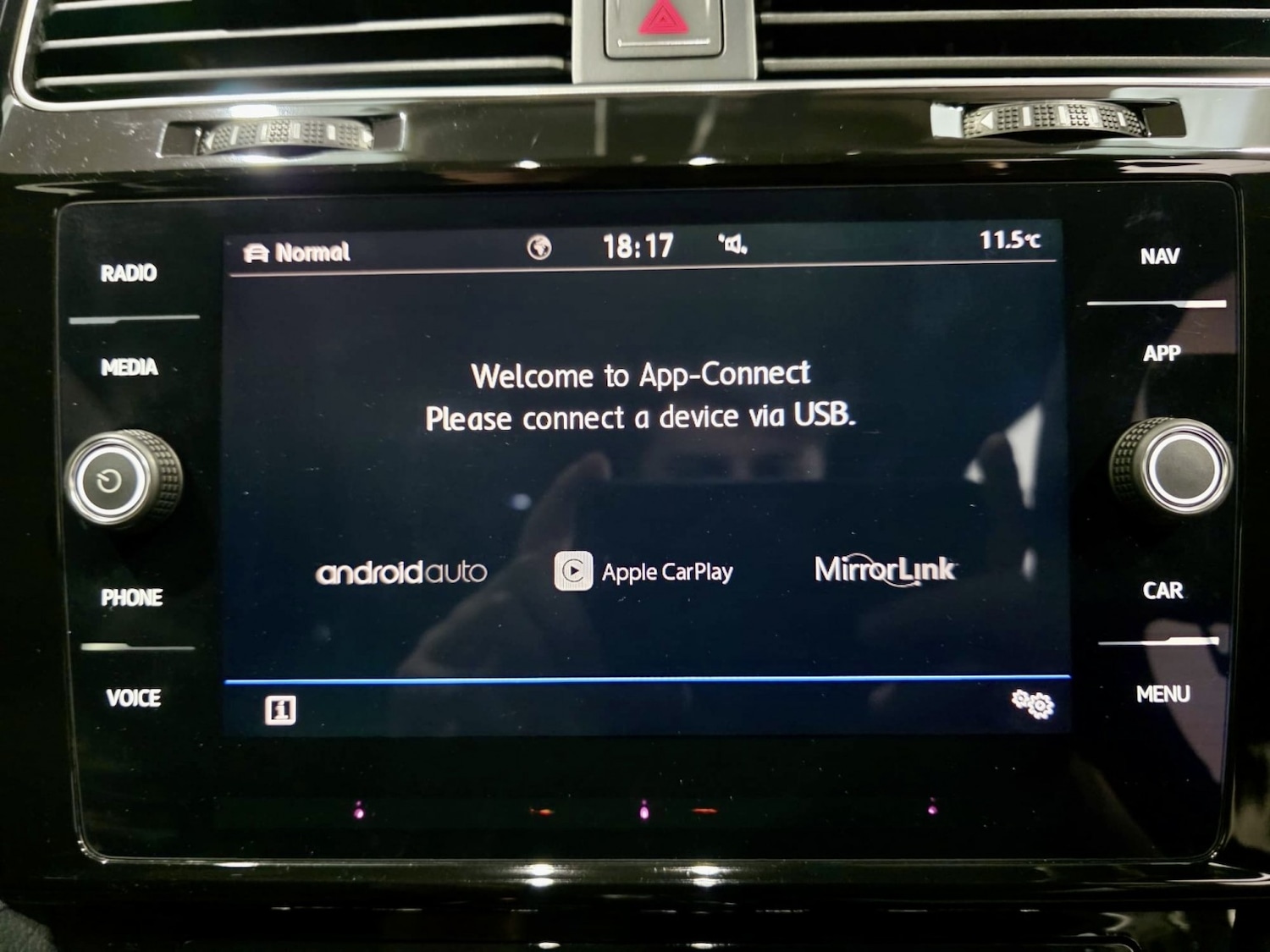 Used Volkswagen Golf 2018 for sale - 77370650: Photo 25