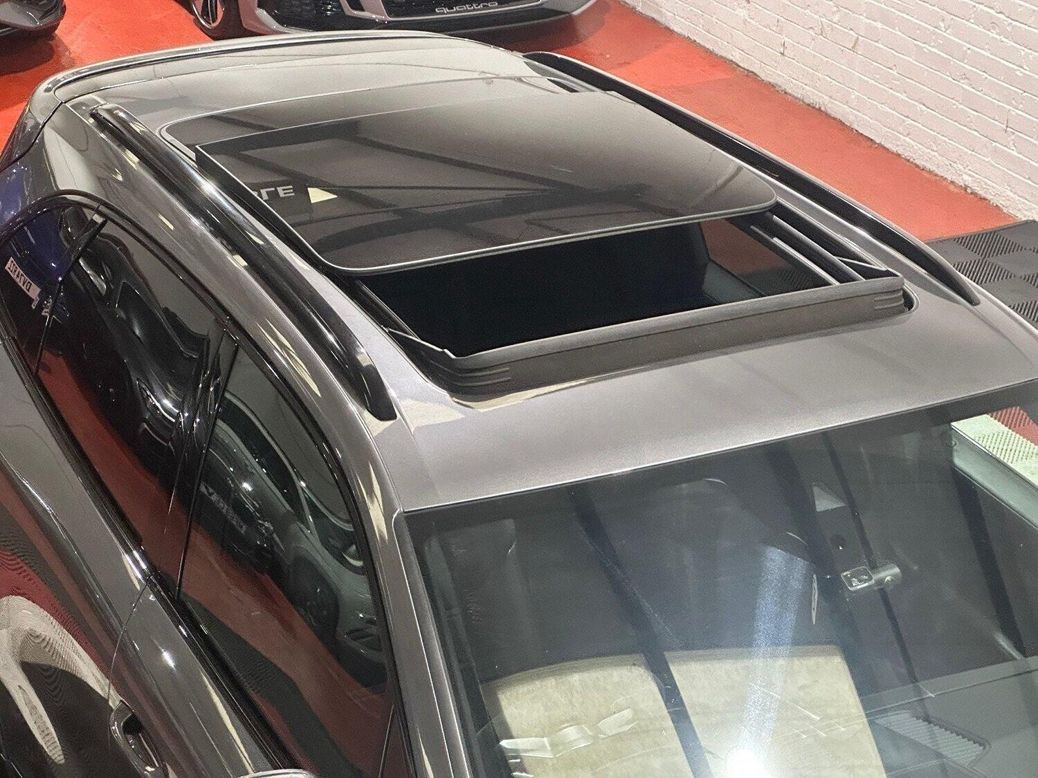 Used Porsche Cayenne 2019 for sale - 76709279: Photo 11