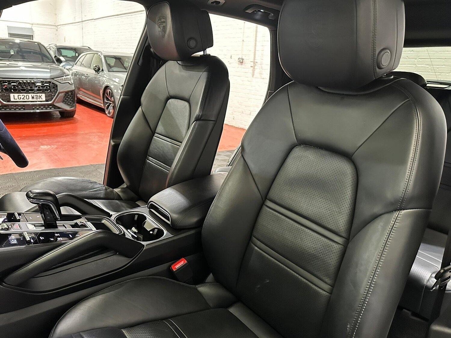 Used Porsche Cayenne 2019 for sale - 76709279: Photo 13