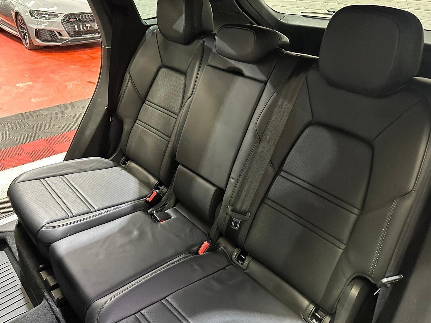 Used Porsche Cayenne 2019 for sale - 76709279: Photo 15