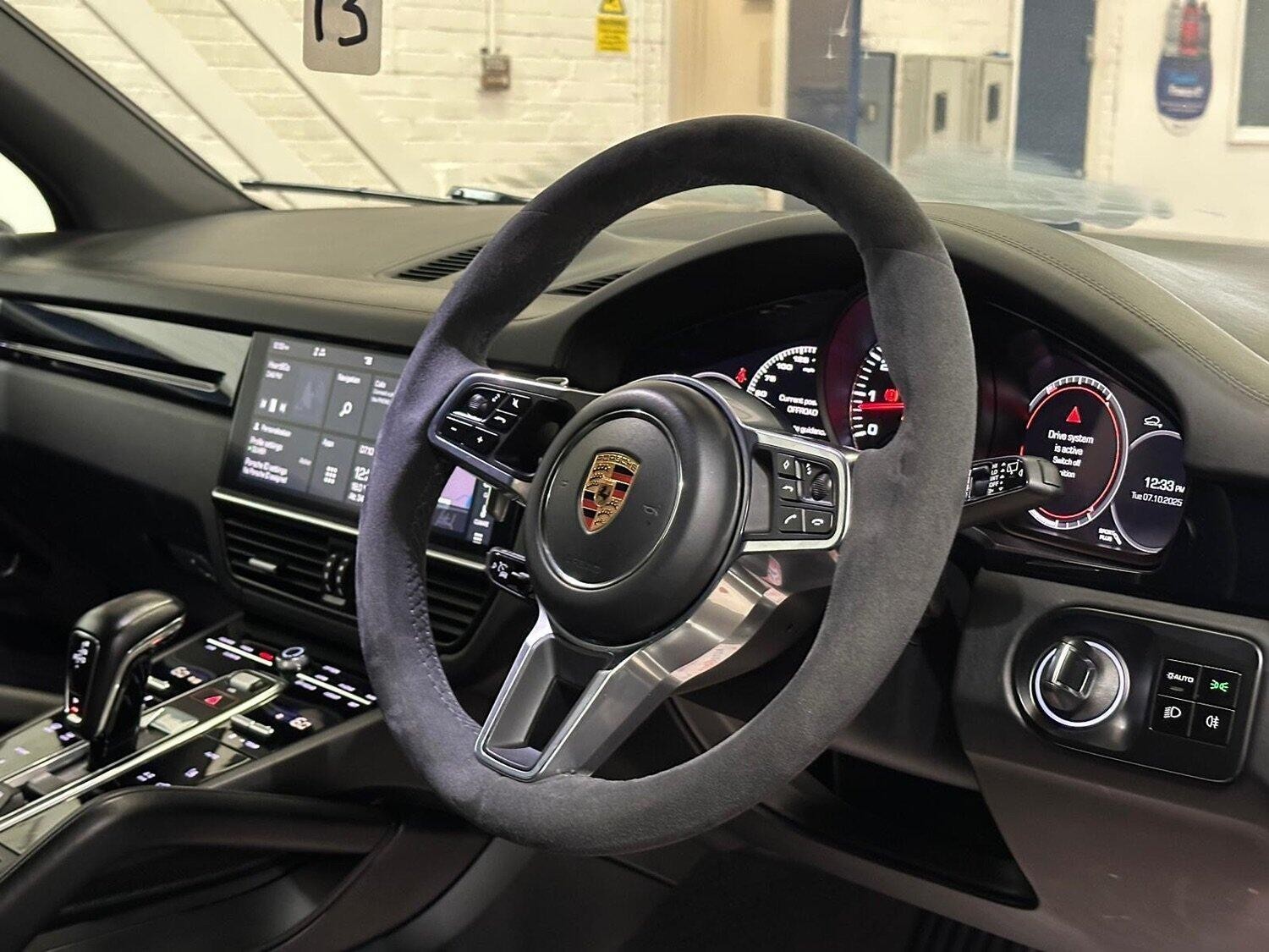 Used Porsche Cayenne 2019 for sale - 76709279: Photo 16