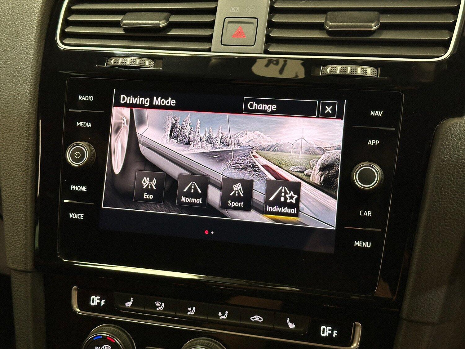 Used Volkswagen Golf 2019 for sale - 77464580: Photo 22