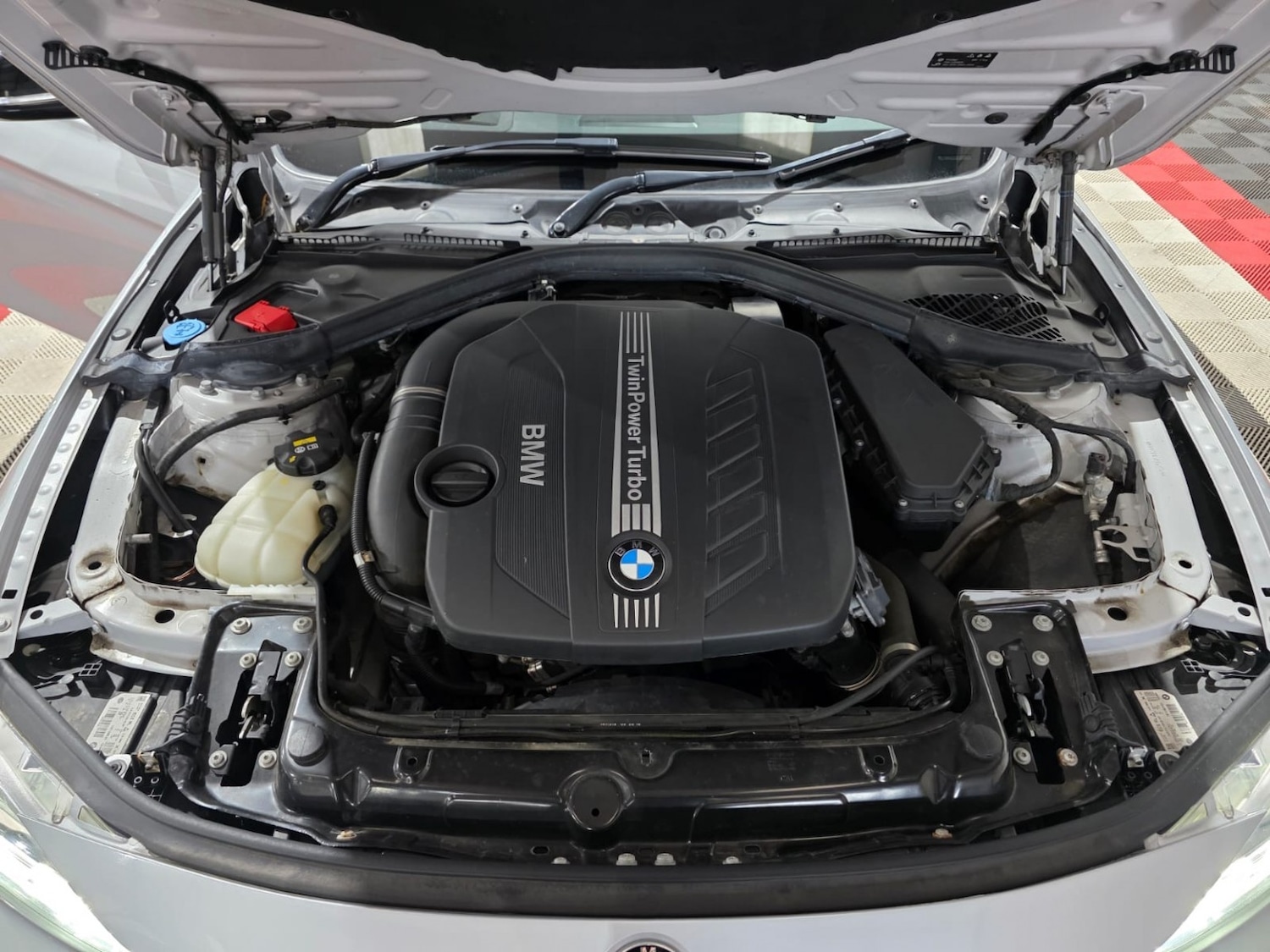 Used BMW 3 Series 2016 for sale - 77258996: Photo 40