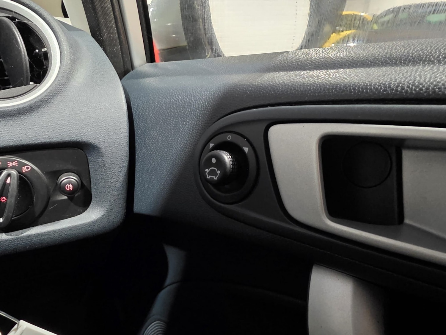 Used Ford Fiesta 2017 for sale - 77258959: Photo 28