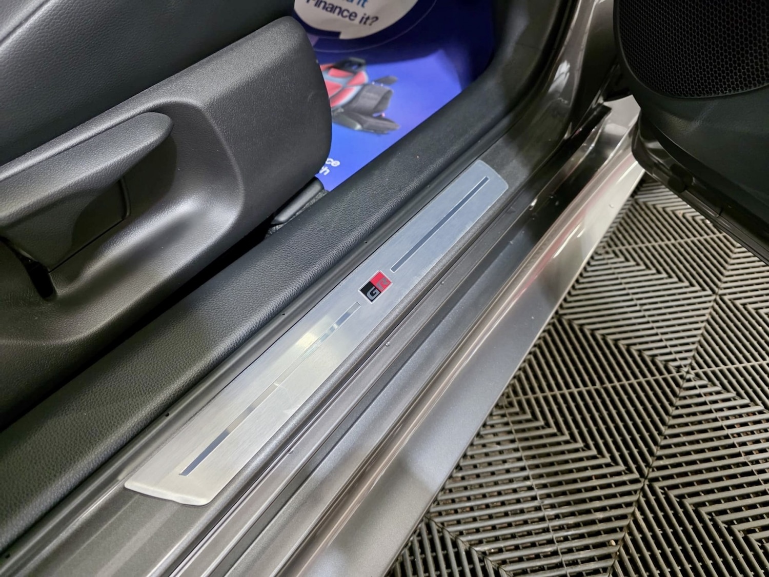 Used Toyota Yaris 2025 for sale - 77735694: Photo 29