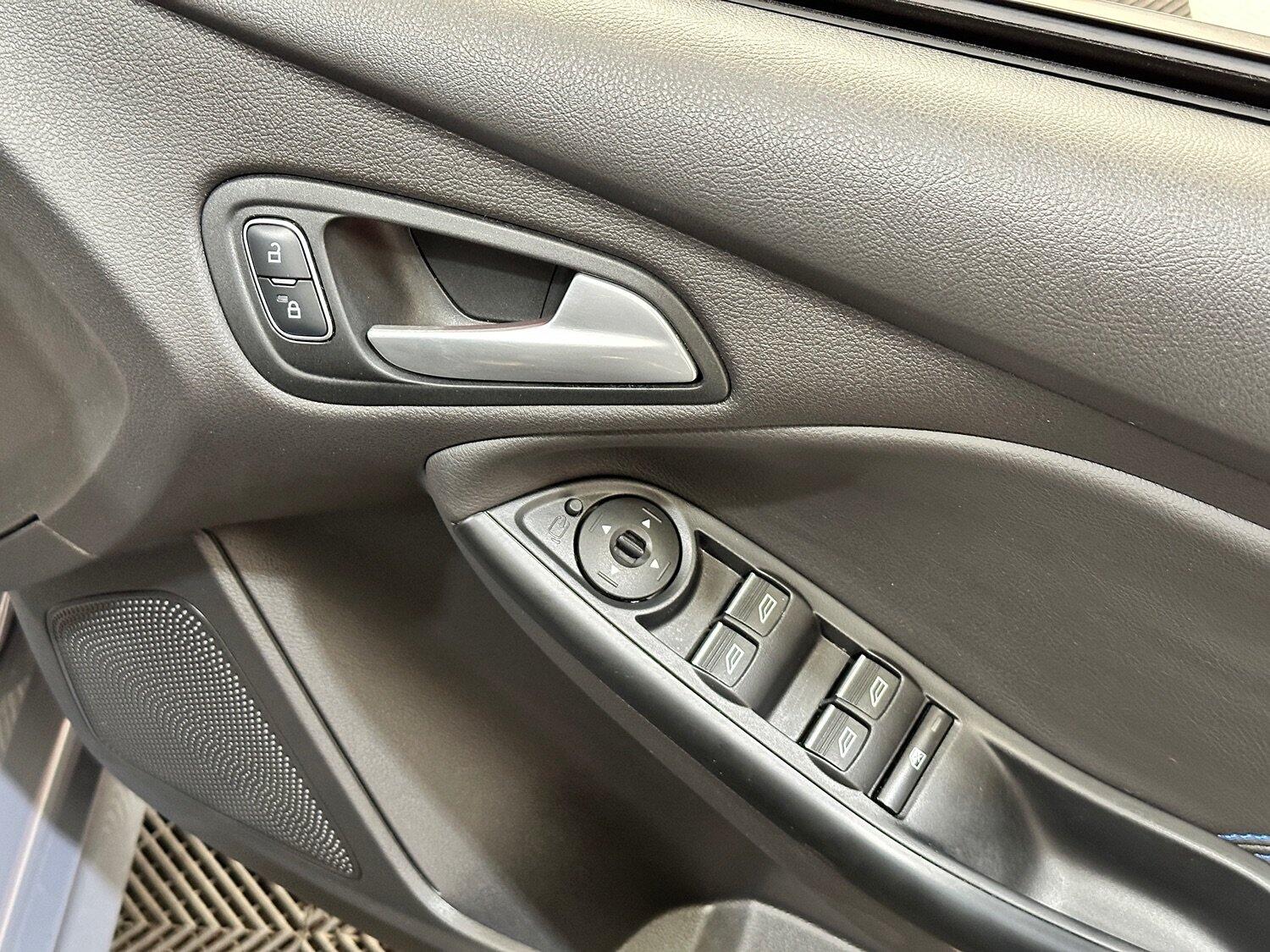 Used Ford Focus 2016 for sale - 76709242: Photo 34