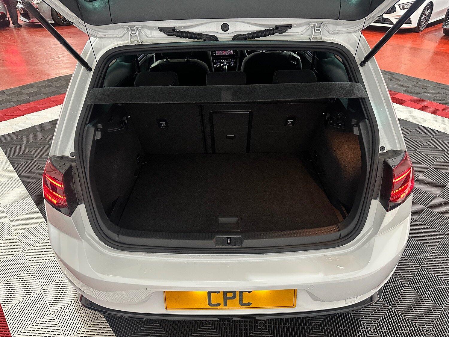 Used Volkswagen Golf 2018 for sale - 76709270: Photo 27