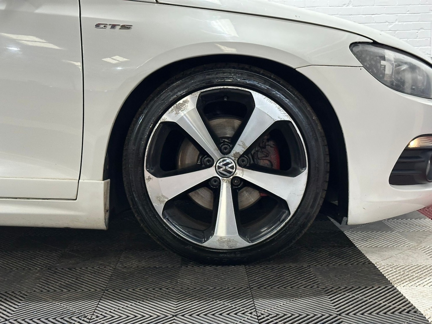 Used Volkswagen Scirocco 2013 for sale - 77258995: Photo 11