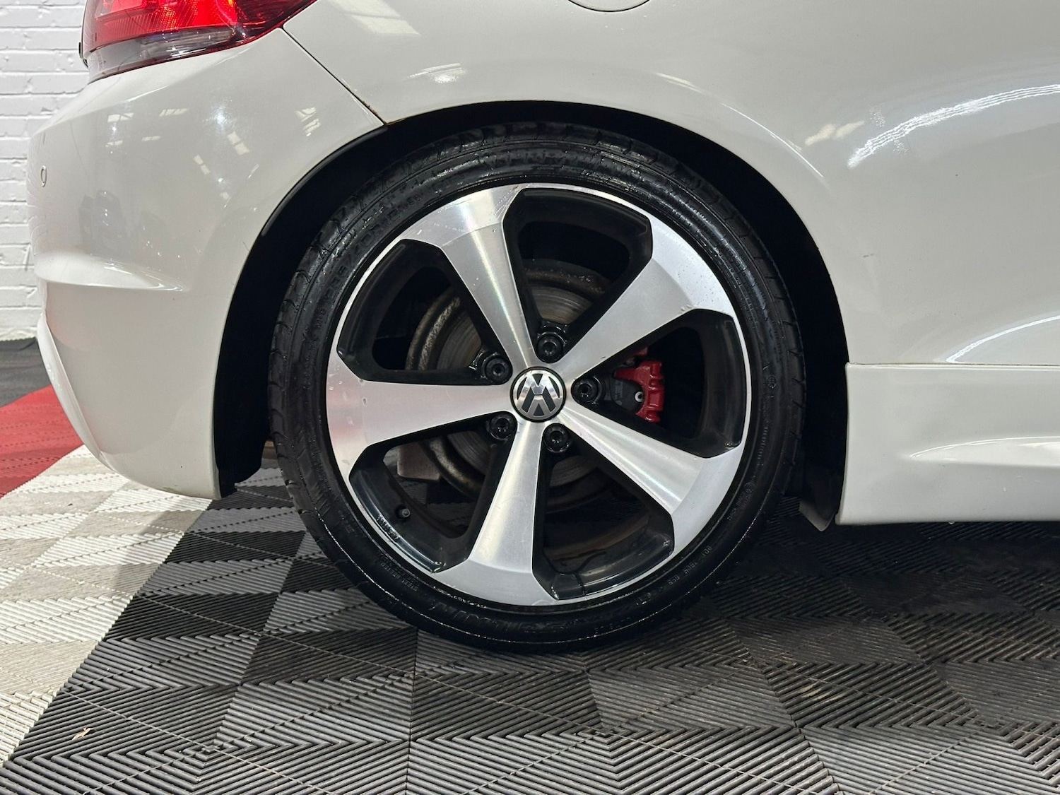 Used Volkswagen Scirocco 2013 for sale - 77258995: Photo 12