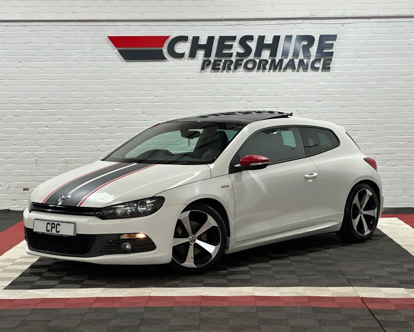 Used Volkswagen Scirocco 2013 for sale - 77258995: Photo 9