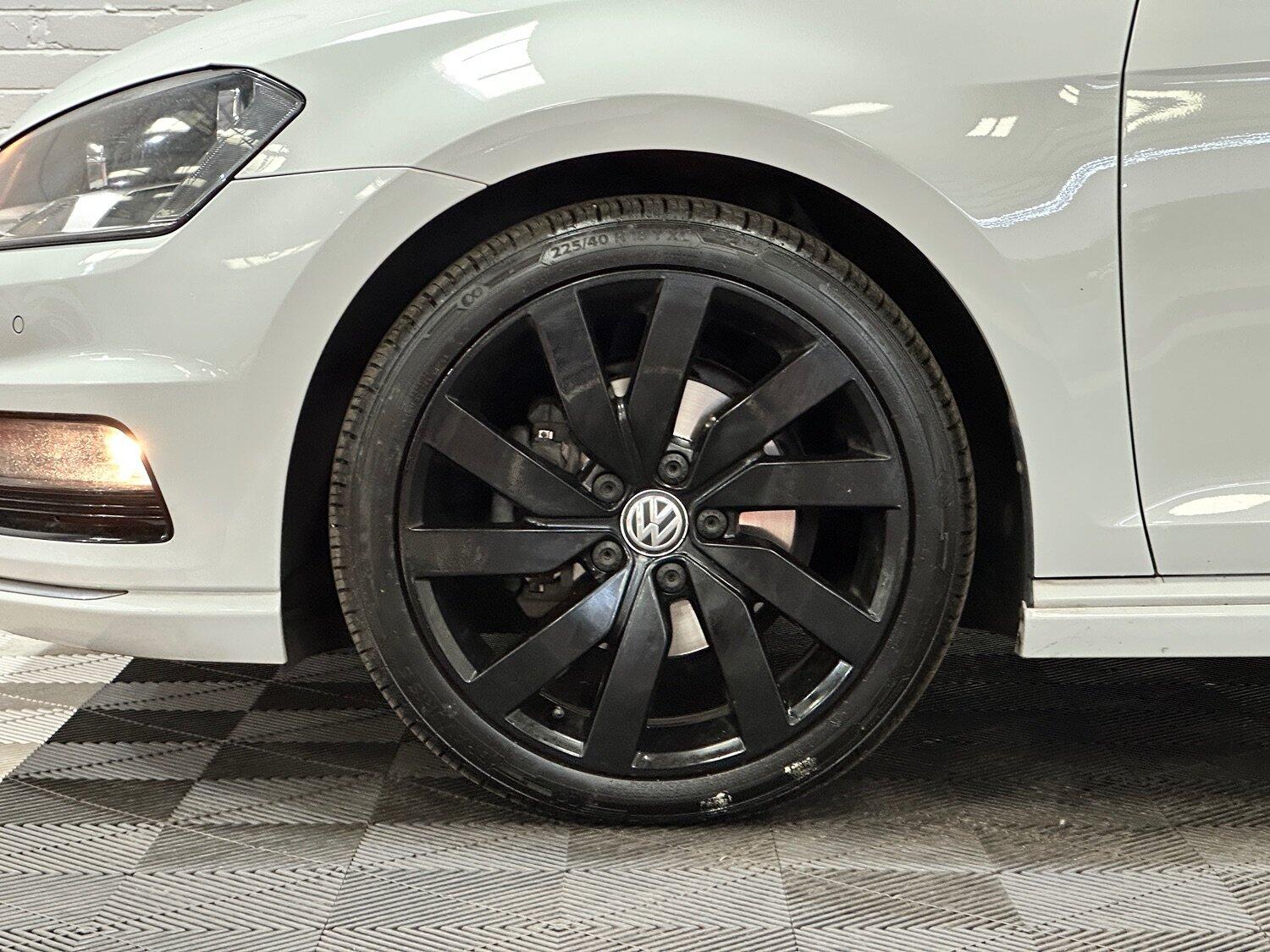 Used Volkswagen Golf 2017 for sale - 77464756: Photo 15