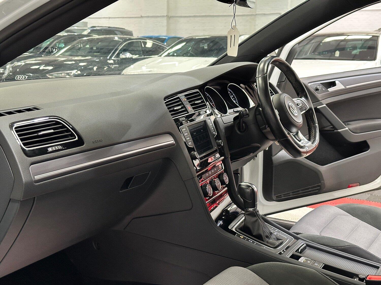 Used Volkswagen Golf 2017 for sale - 77464756: Photo 16