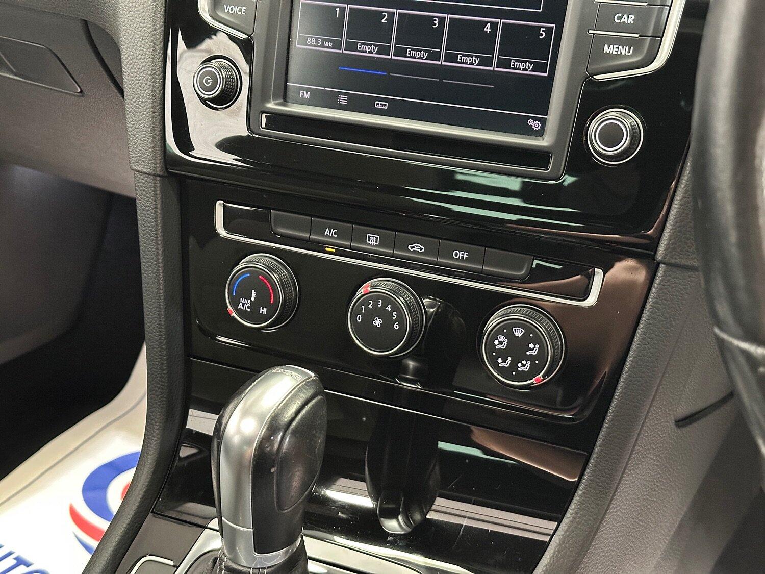 Used Volkswagen Golf 2017 for sale - 77464756: Photo 31