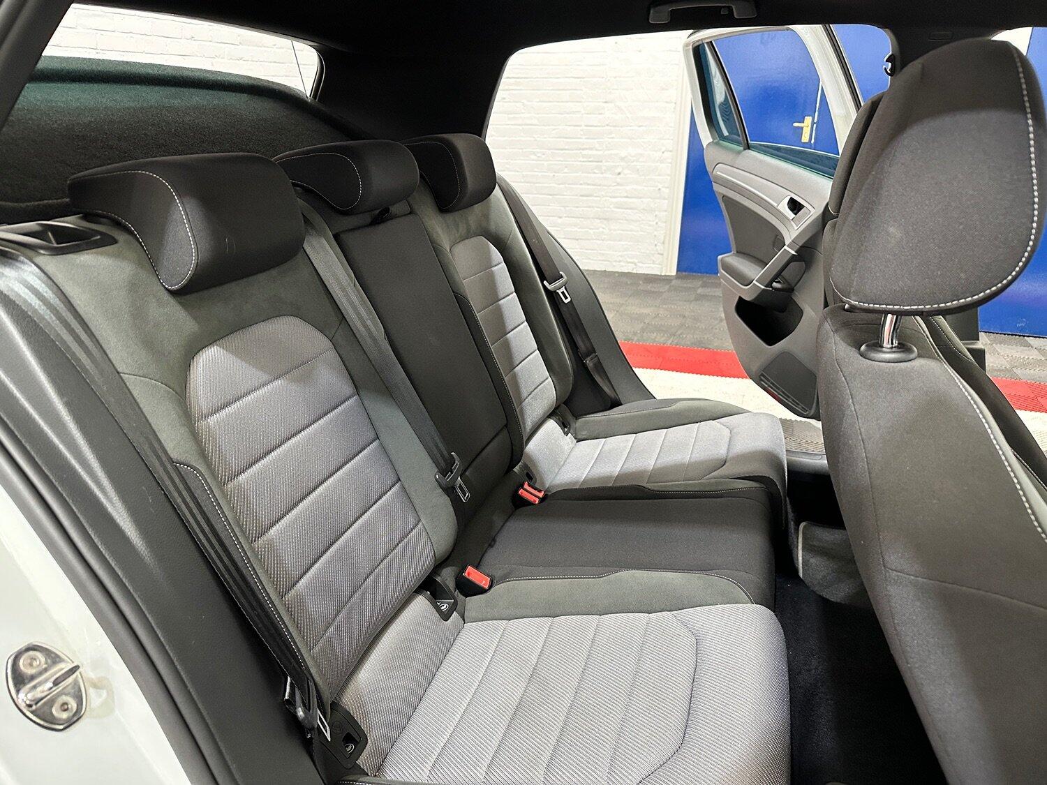 Used Volkswagen Golf 2017 for sale - 77464756: Photo 36