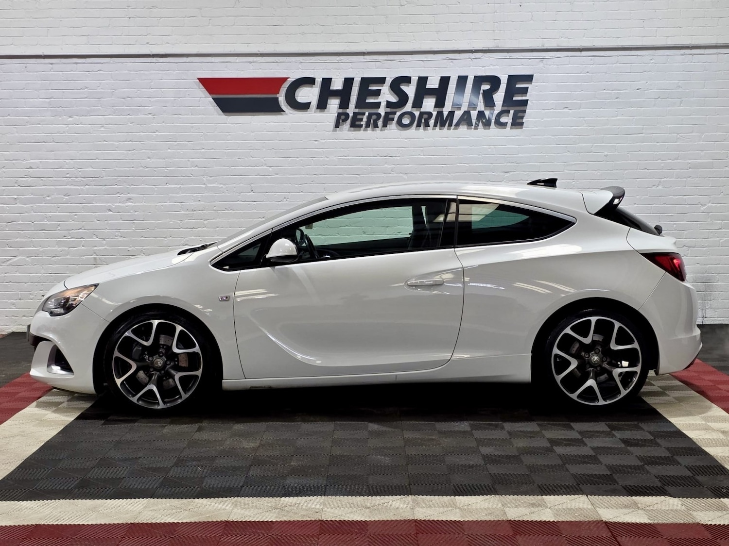 Used Vauxhall Astra GTC 2016 for sale - 77535890: Photo 8