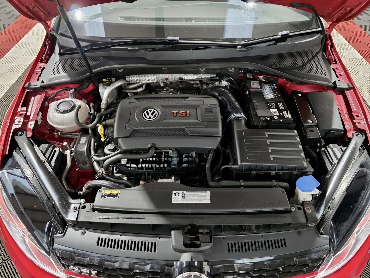 Used Volkswagen Golf 2017 for sale - 77535940: Photo 18