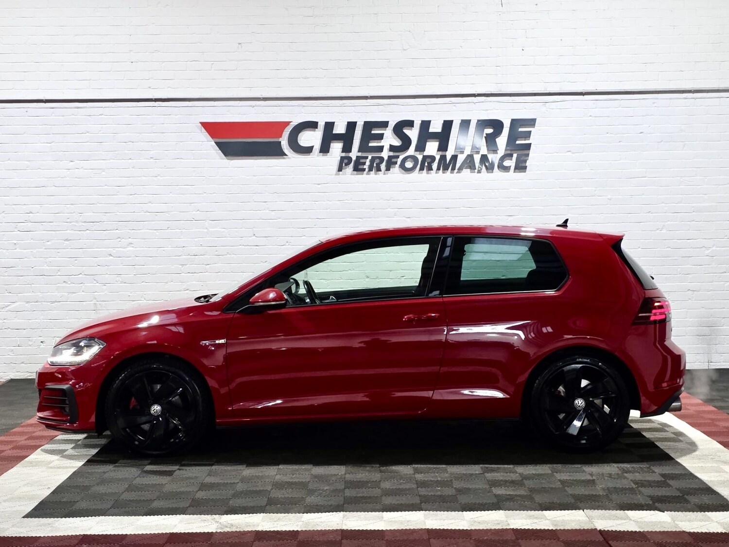 Used Volkswagen Golf 2017 for sale - 77535940: Photo 33