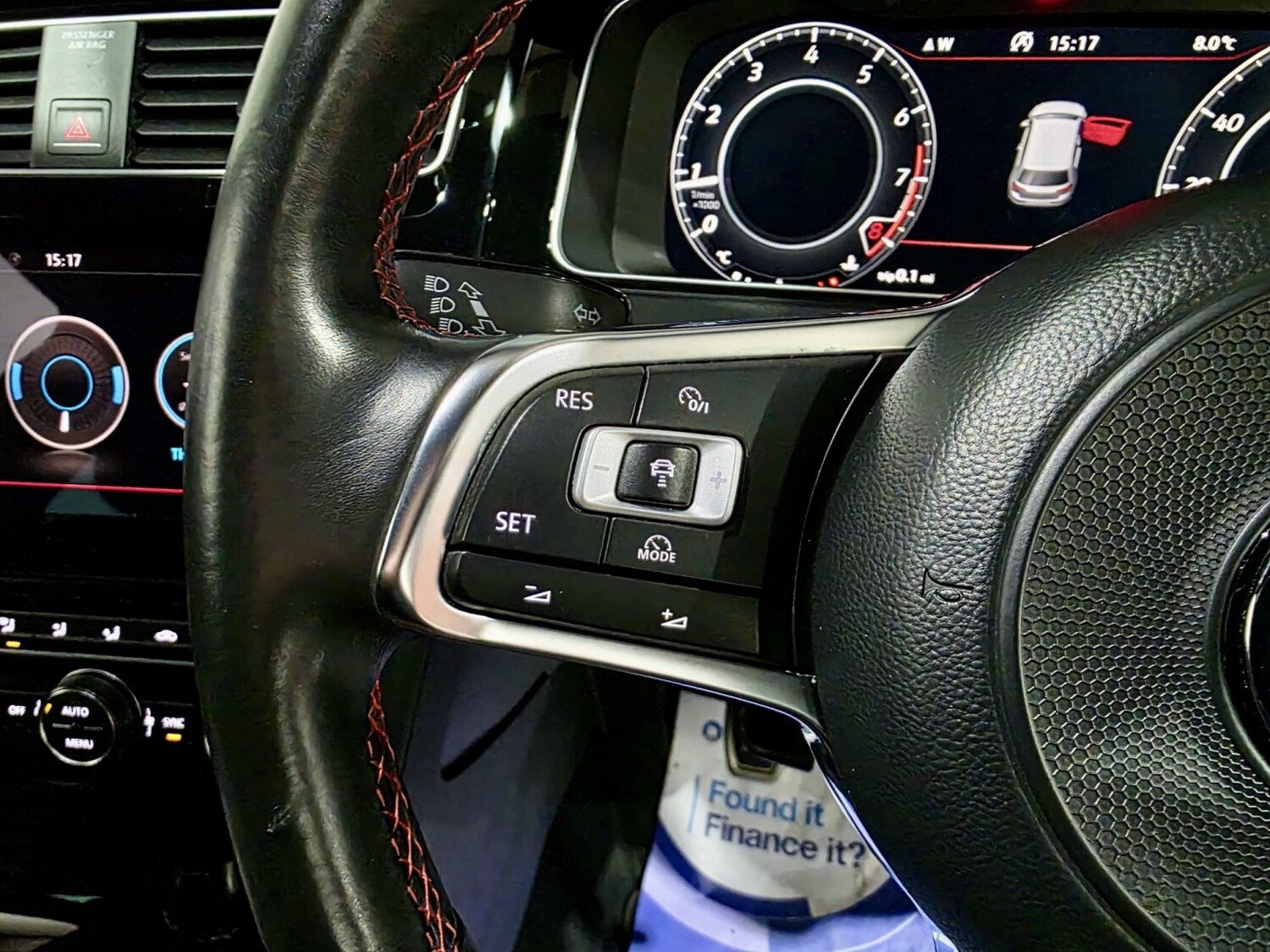 Used Volkswagen Golf 2017 for sale - 77535940: Photo 8