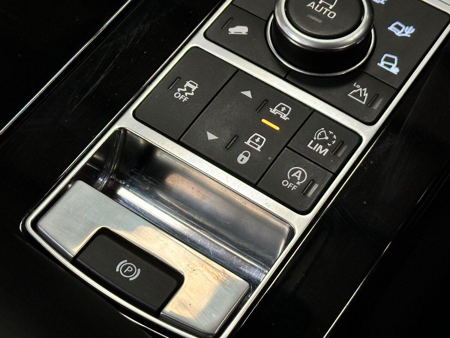 Used Land Rover Discovery 2018 for sale - 77342705: Photo 36