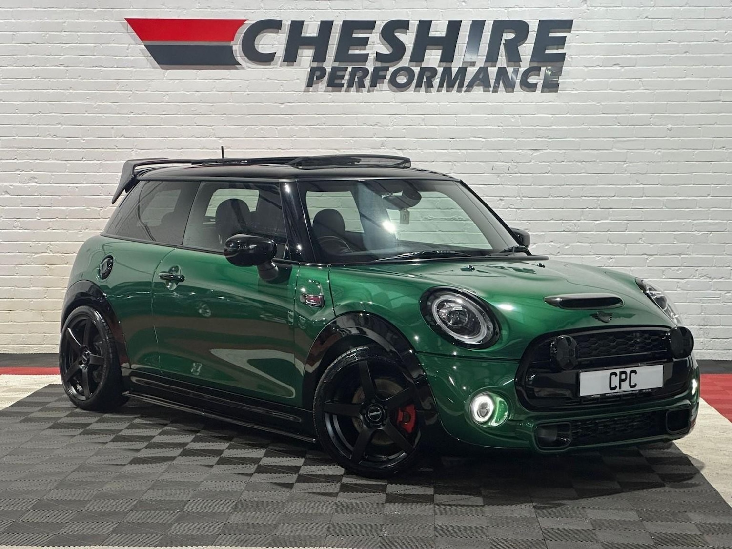 Used MINI Hatch 2019 for sale - 76709312: Photo 3