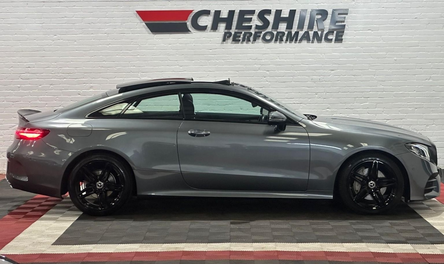 Used Mercedes-Benz E Class 2017 for sale - 76709325: Photo 16