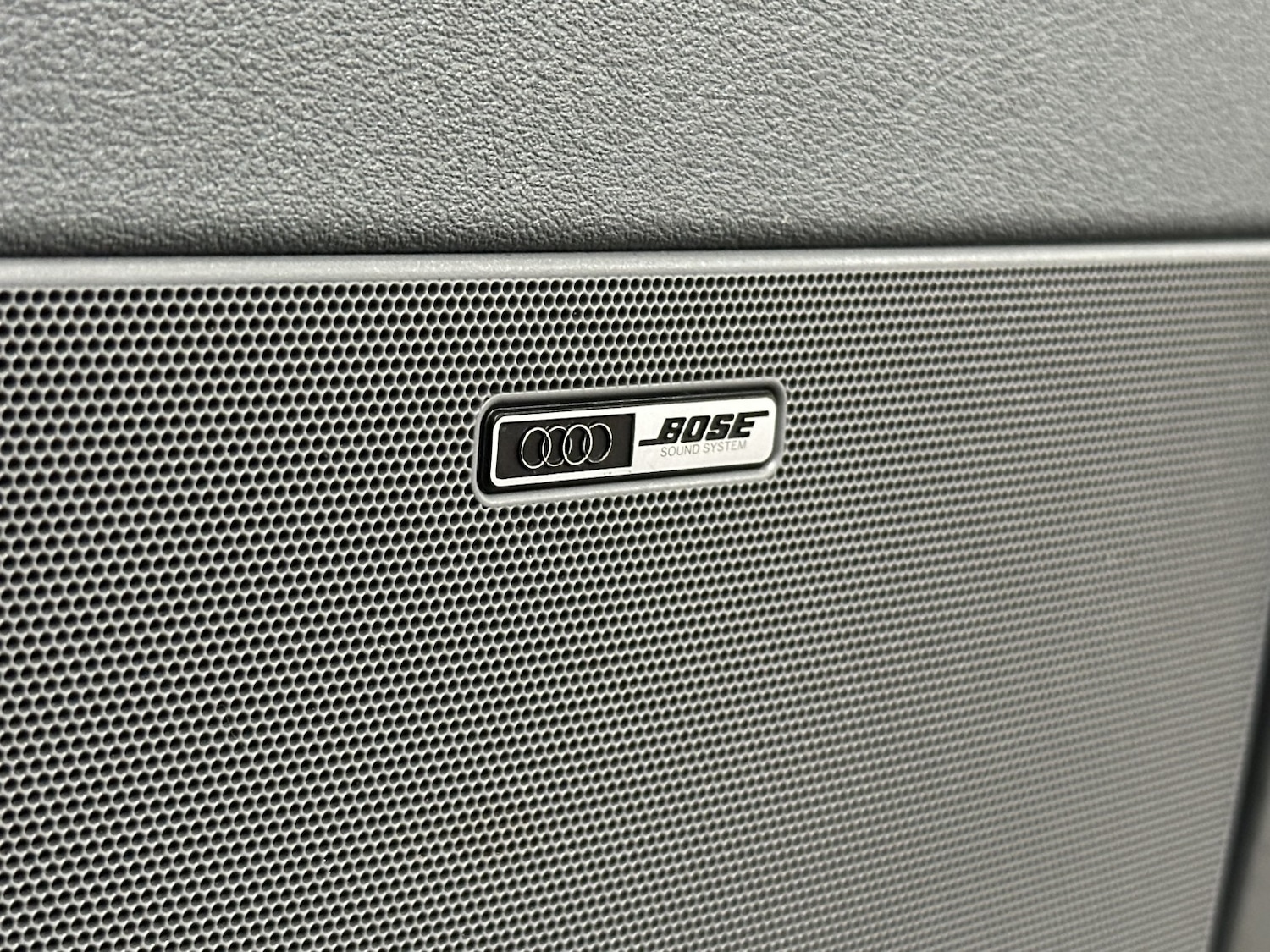 Used Audi TT 2004 for sale - 77258969: Photo 30