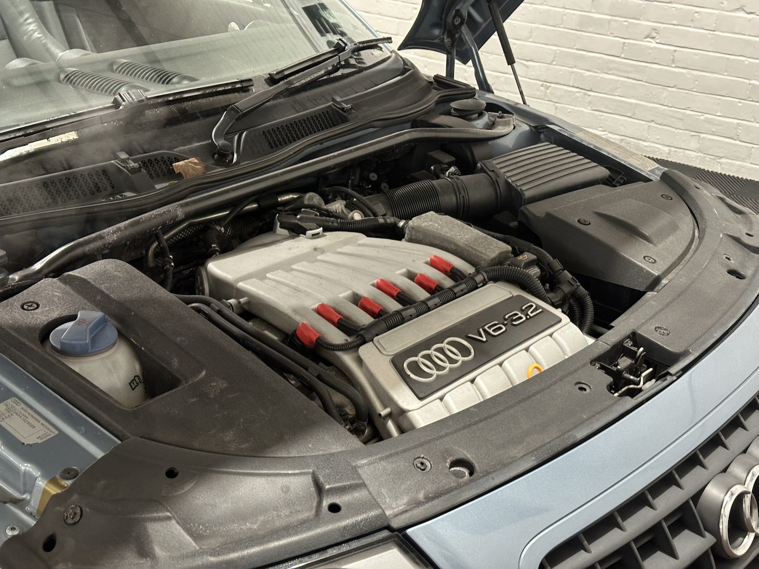 Used Audi TT 2004 for sale - 77258969: Photo 33