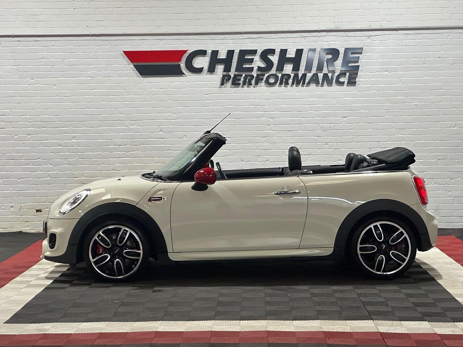 Used MINI Convertible 2017 for sale - 77464493: Photo 8