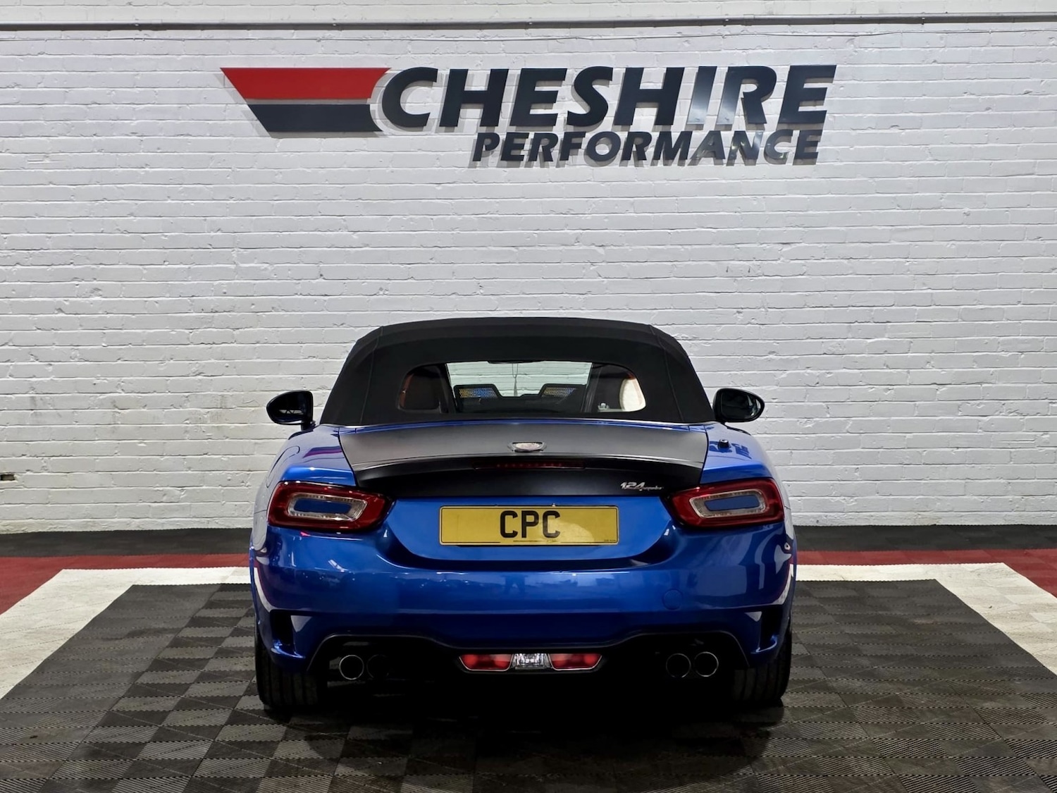 Used Abarth 124 Spider 2018 for sale - 76709292: Photo 40