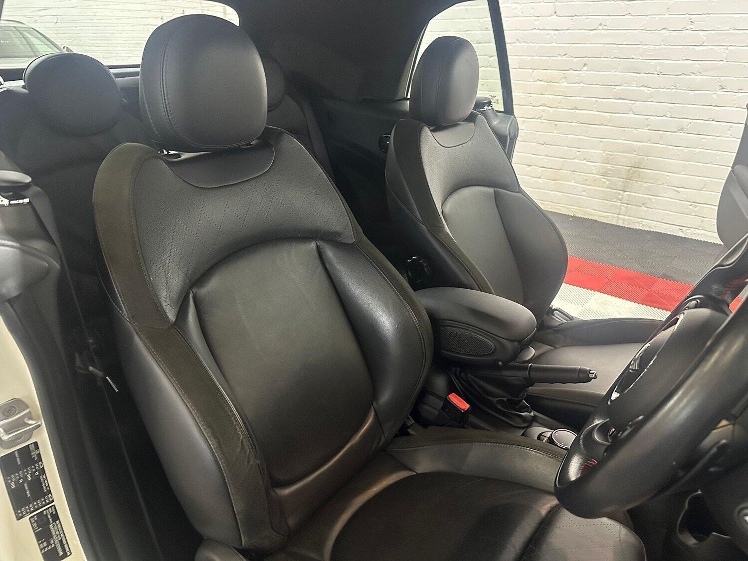 Used MINI Convertible 2017 for sale - 76709286: Photo 15