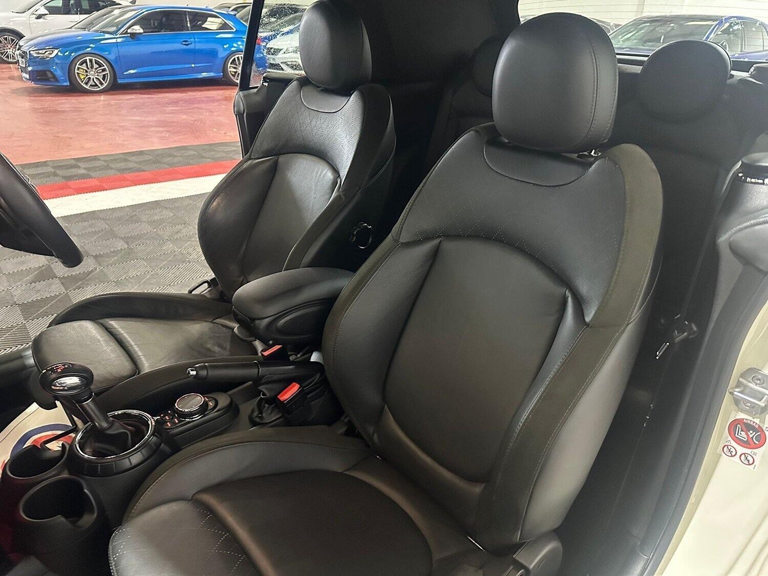 Used MINI Convertible 2017 for sale - 76709286: Photo 16