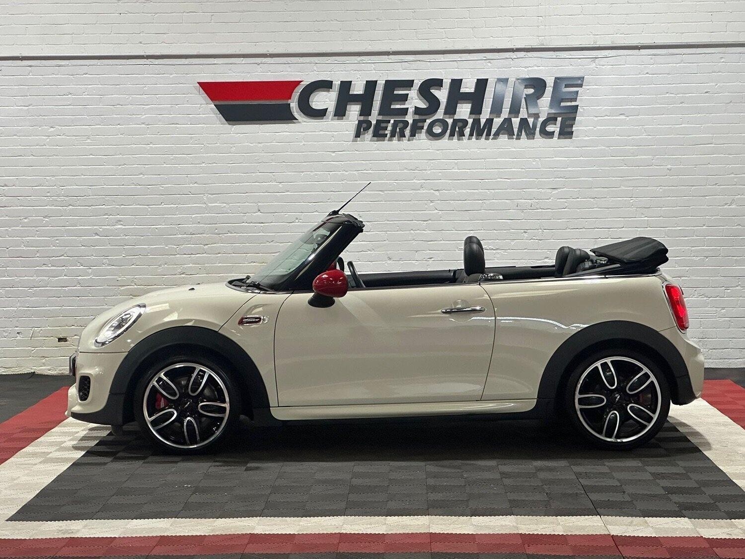 Used MINI Convertible 2017 for sale - 76709286: Photo 8