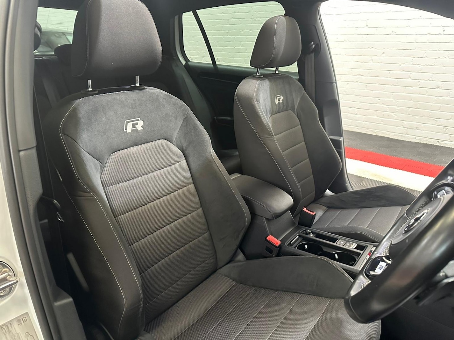 Used Volkswagen Golf 2019 for sale - 76709322: Photo 22