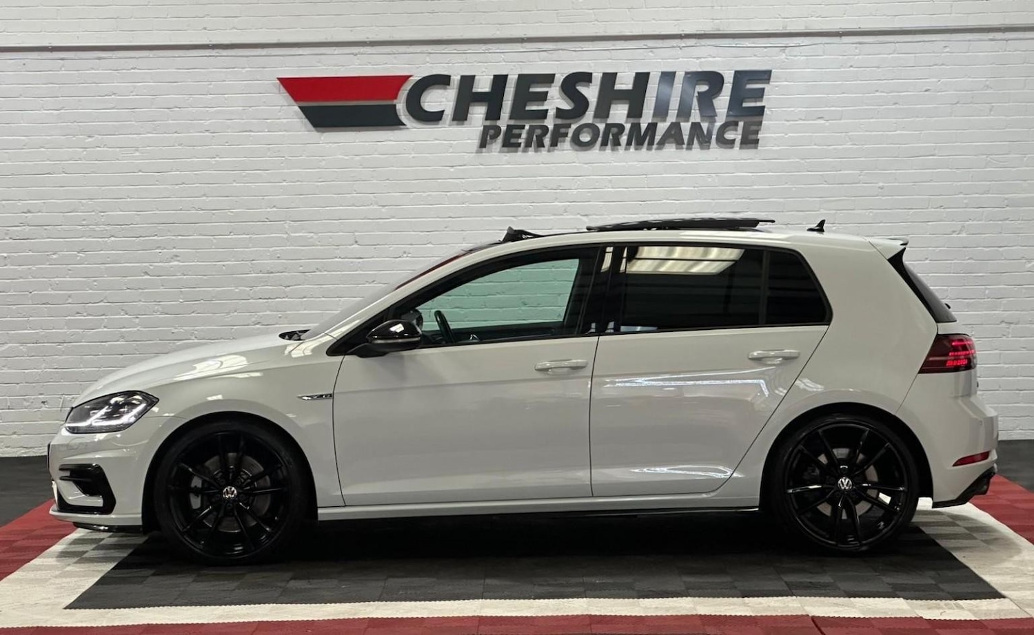 Used Volkswagen Golf 2019 for sale - 76709322: Photo 8