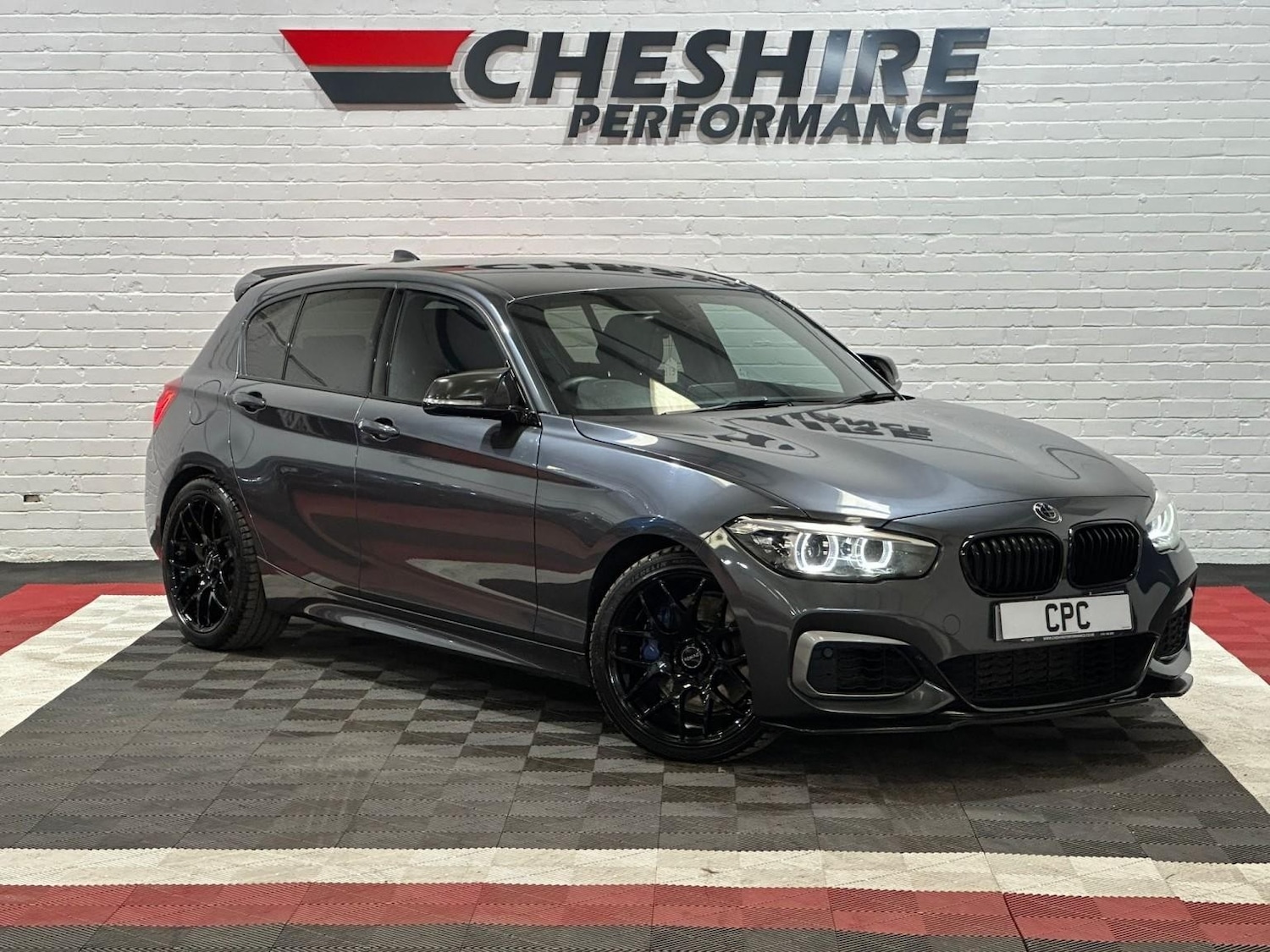 Used BMW 1 Series 2017 for sale - 76709331: Photo 2