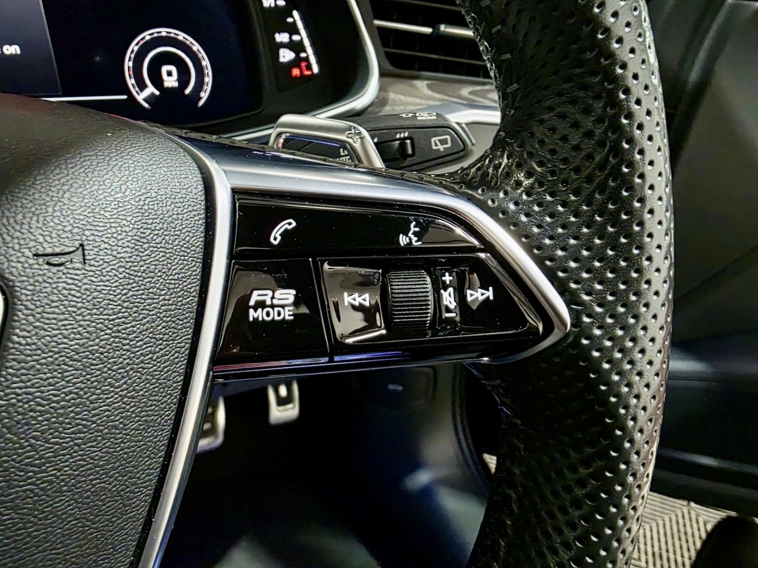 Used Audi RS6 2020 for sale - 77258978: Photo 40