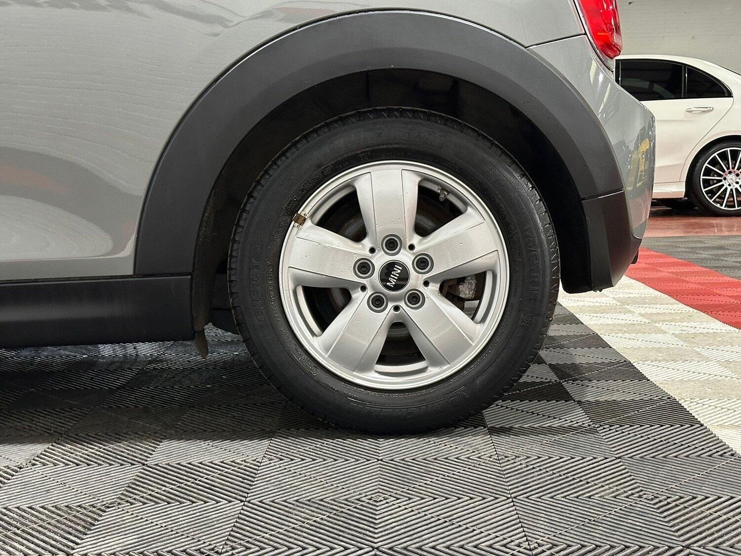 Used MINI Hatch 2017 for sale - 76709295: Photo 11