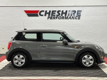 Used MINI Hatch 2017 for sale - 76709295: Photo