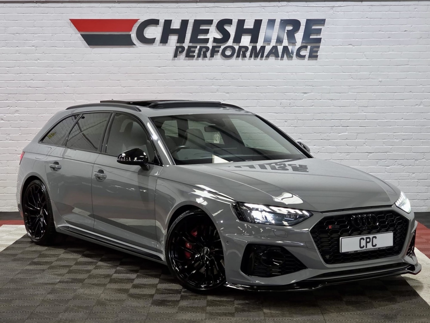 Used Audi RS4 Avant 2020 for sale - 77310688: Photo 3