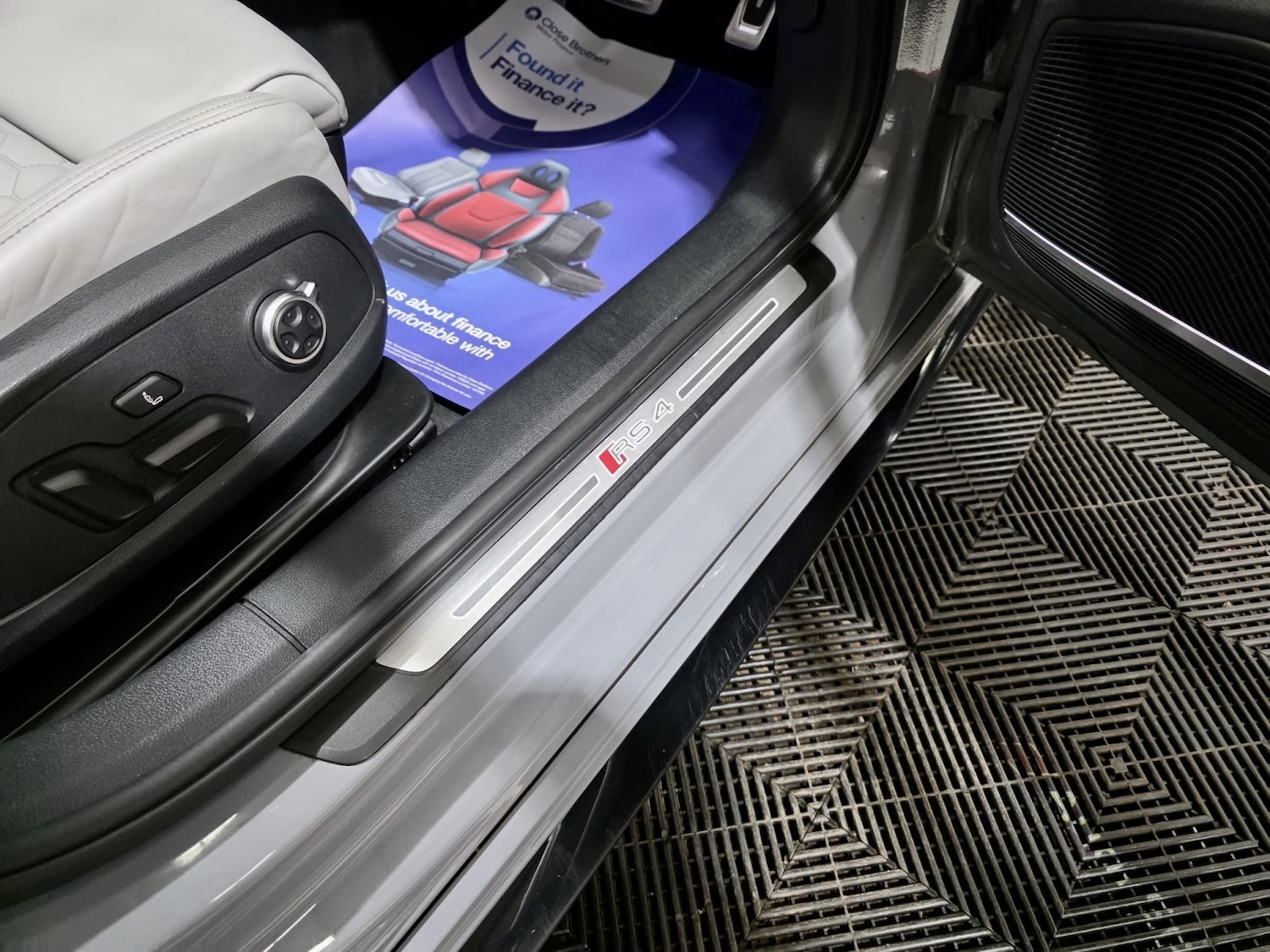 Used Audi RS4 Avant 2020 for sale - 77310688: Photo 31