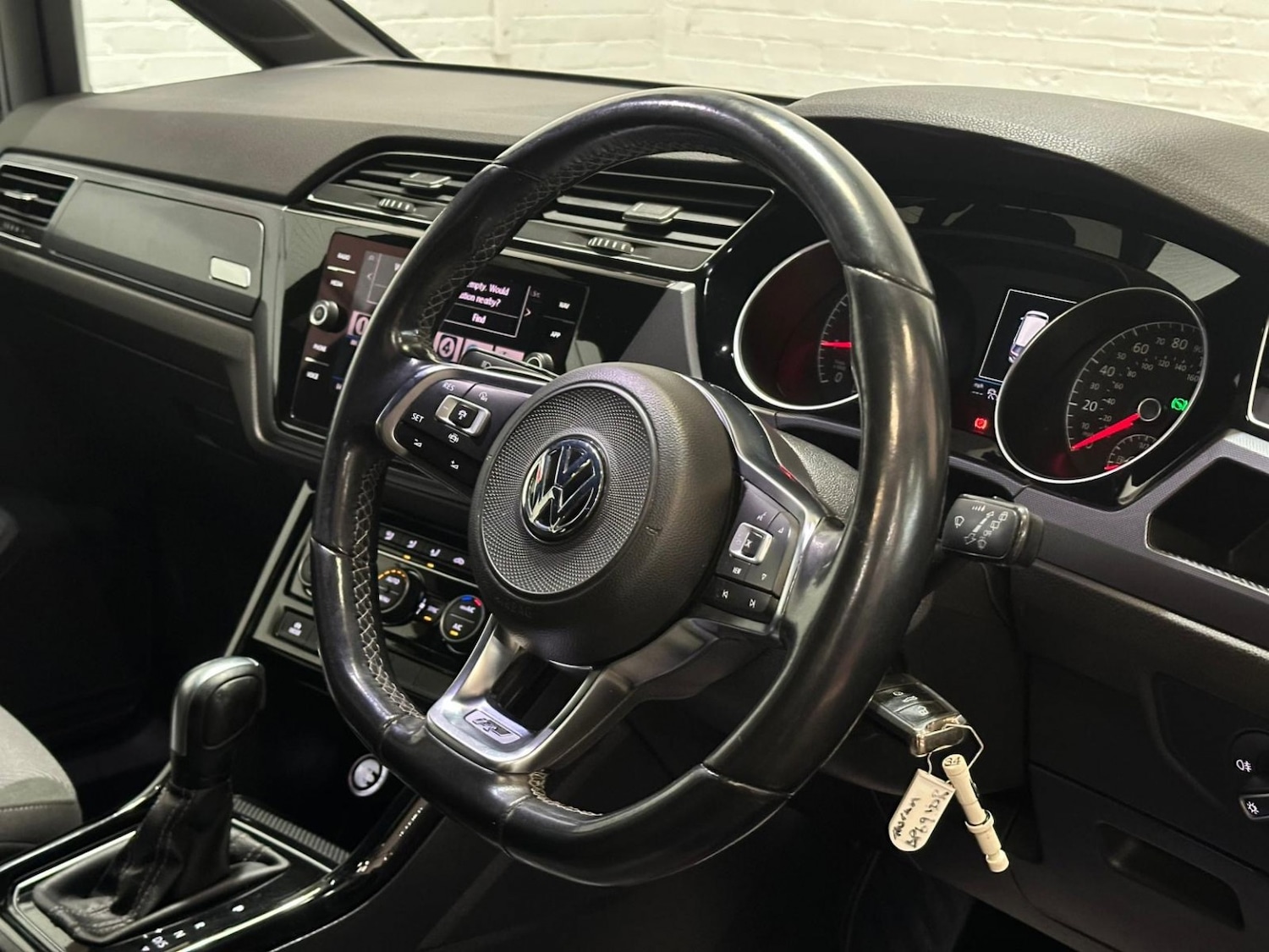 Used Volkswagen Touran 2020 for sale - 76709316: Photo 21