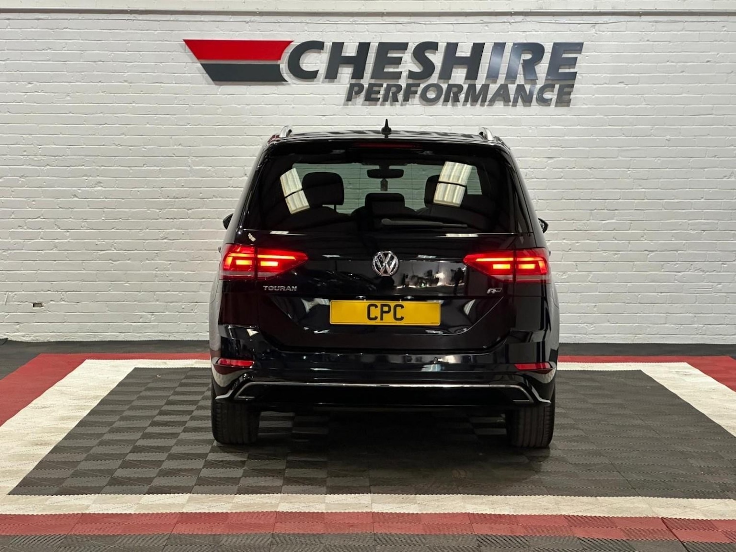 Used Volkswagen Touran 2020 for sale - 76709316: Photo 6