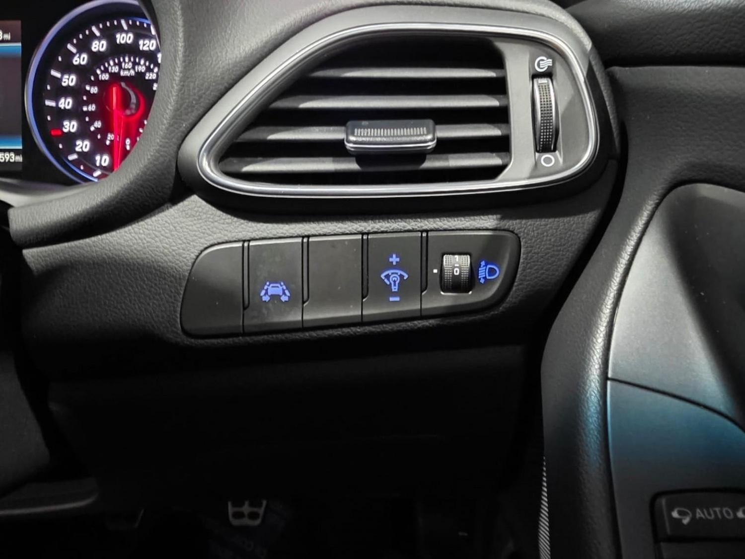 Used Hyundai i30 2019 for sale - 76709320: Photo 20