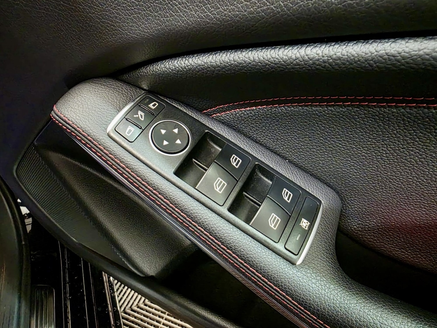 Used Mercedes-Benz A-Class 2018 for sale - 78031659: Photo 33