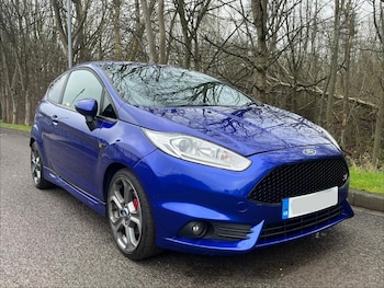 Used Ford Fiesta 2016 for sale - 77258973: Photo