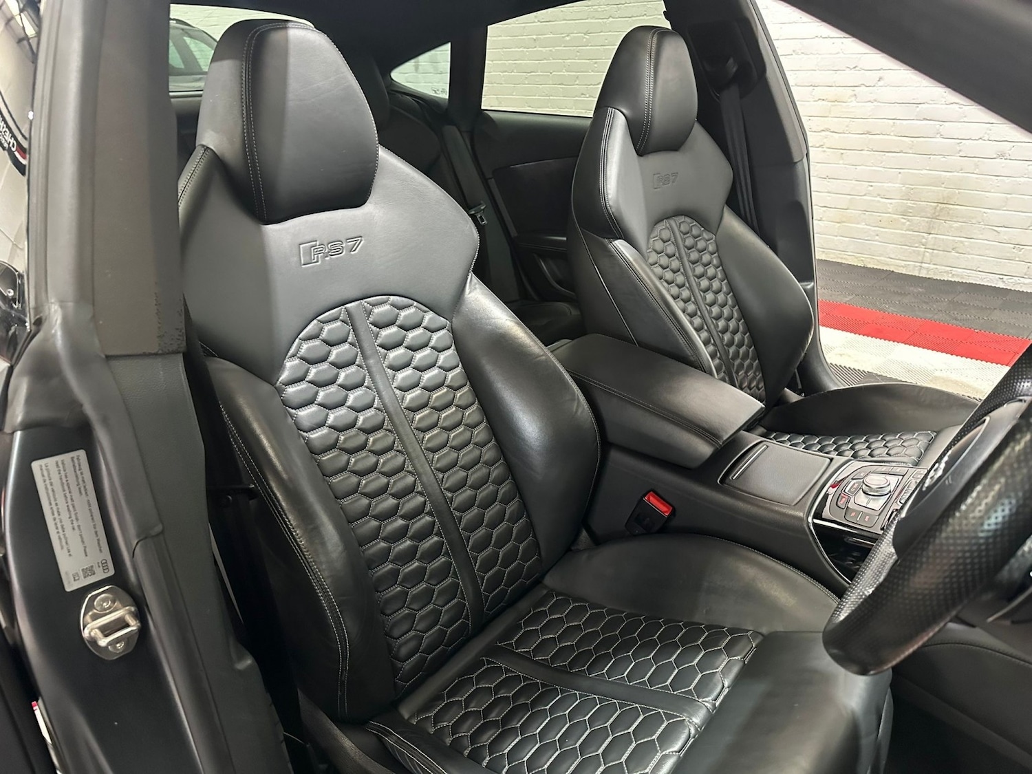 Used Audi RS7 2015 for sale - 77258993: Photo 17