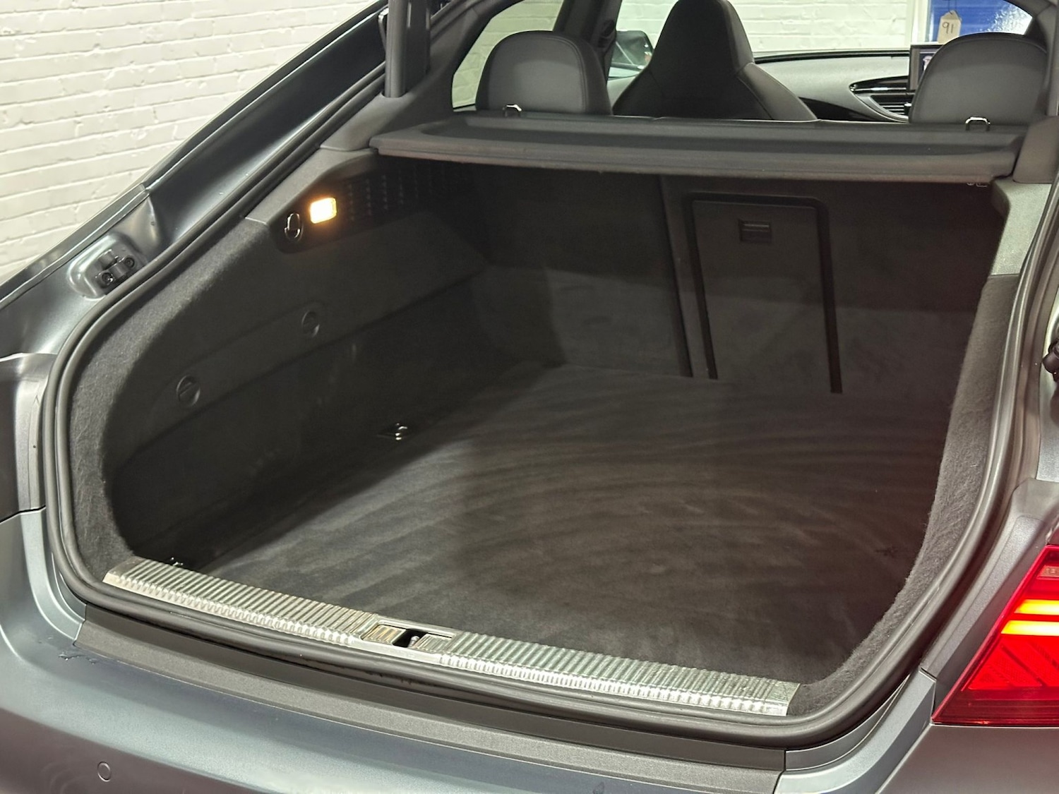 Used Audi RS7 2015 for sale - 77258993: Photo 46