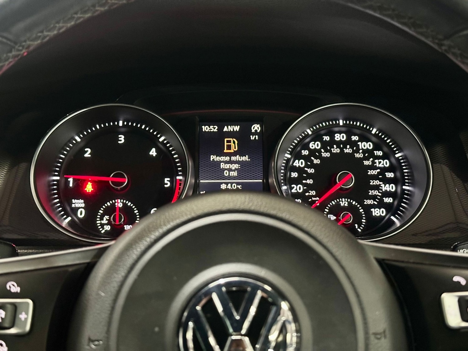 Used Volkswagen Golf 2016 for sale - 77258997: Photo 25