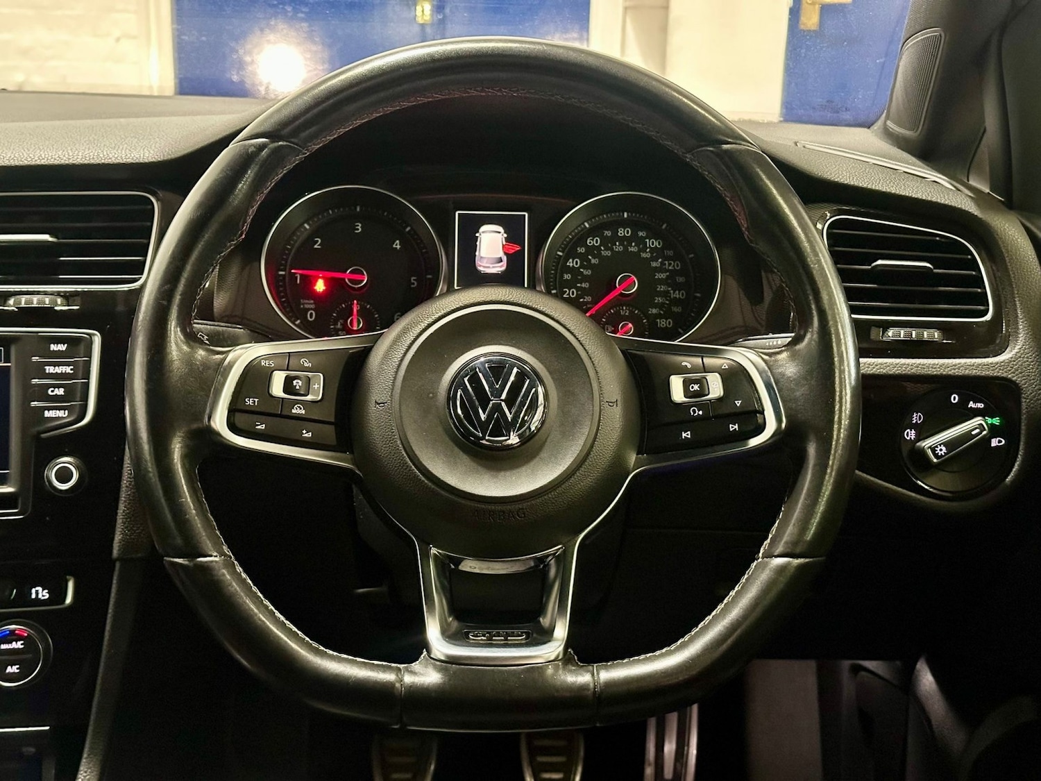 Used Volkswagen Golf 2016 for sale - 77258997: Photo 32
